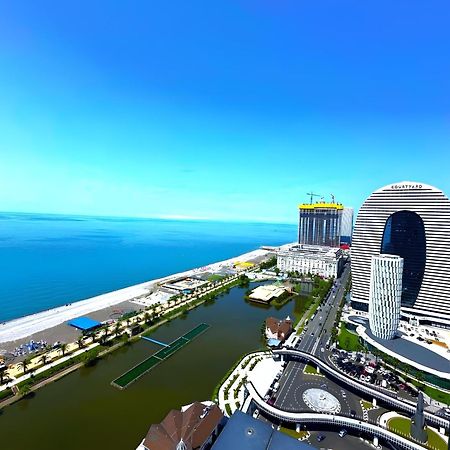 Panorama Seaview Batumi Lux Orbi City Buitenkant foto