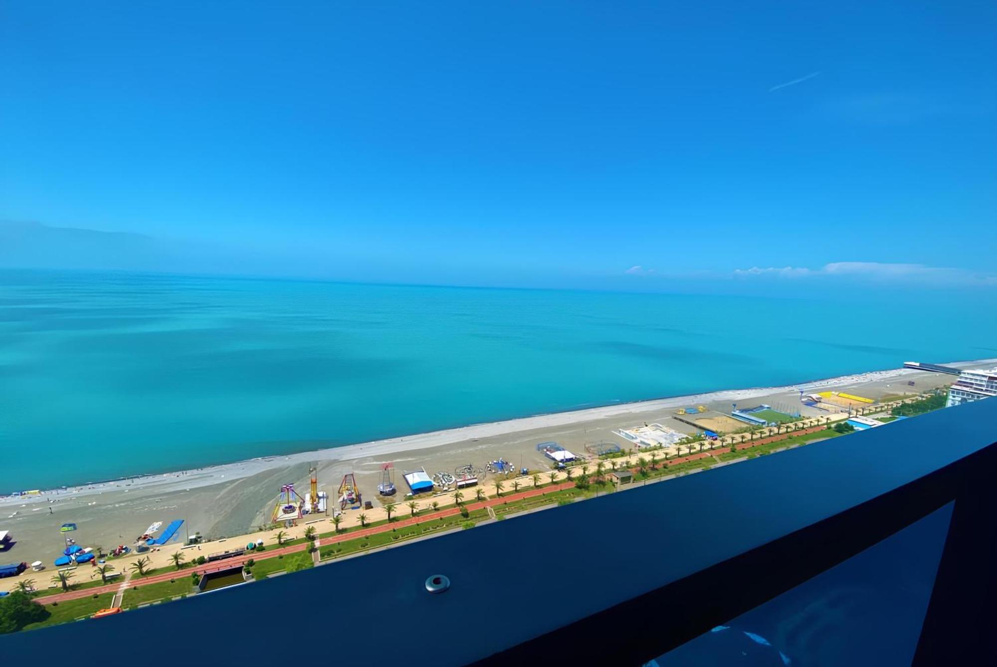 Panorama Seaview Batumi Lux Orbi City Buitenkant foto